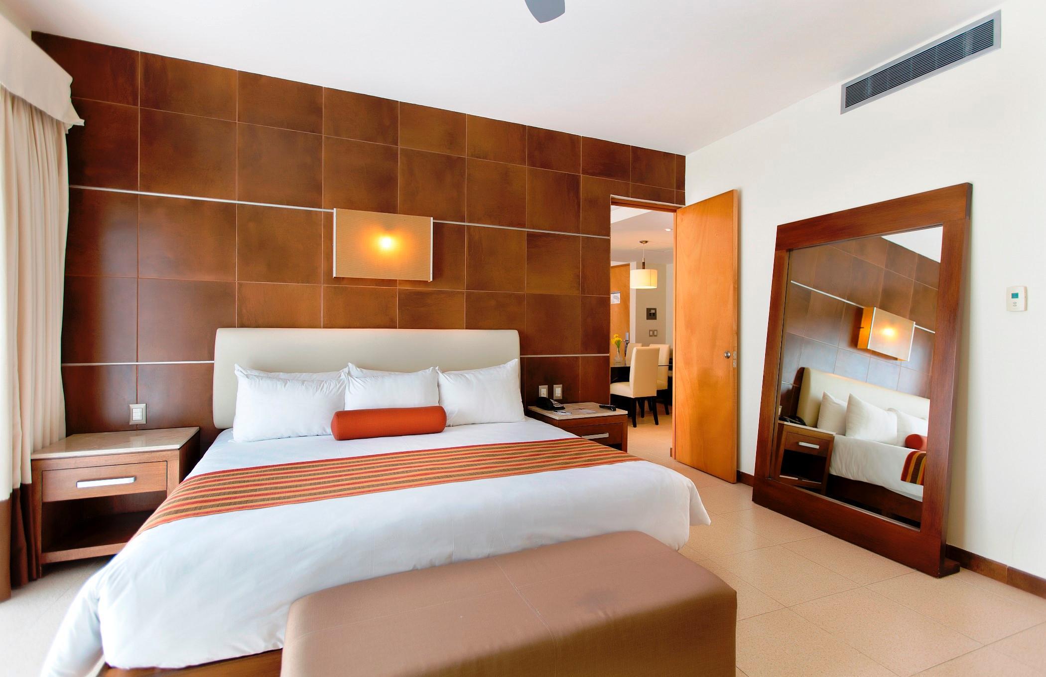 Krystal Urban Cancun & Beach Club Exterior photo