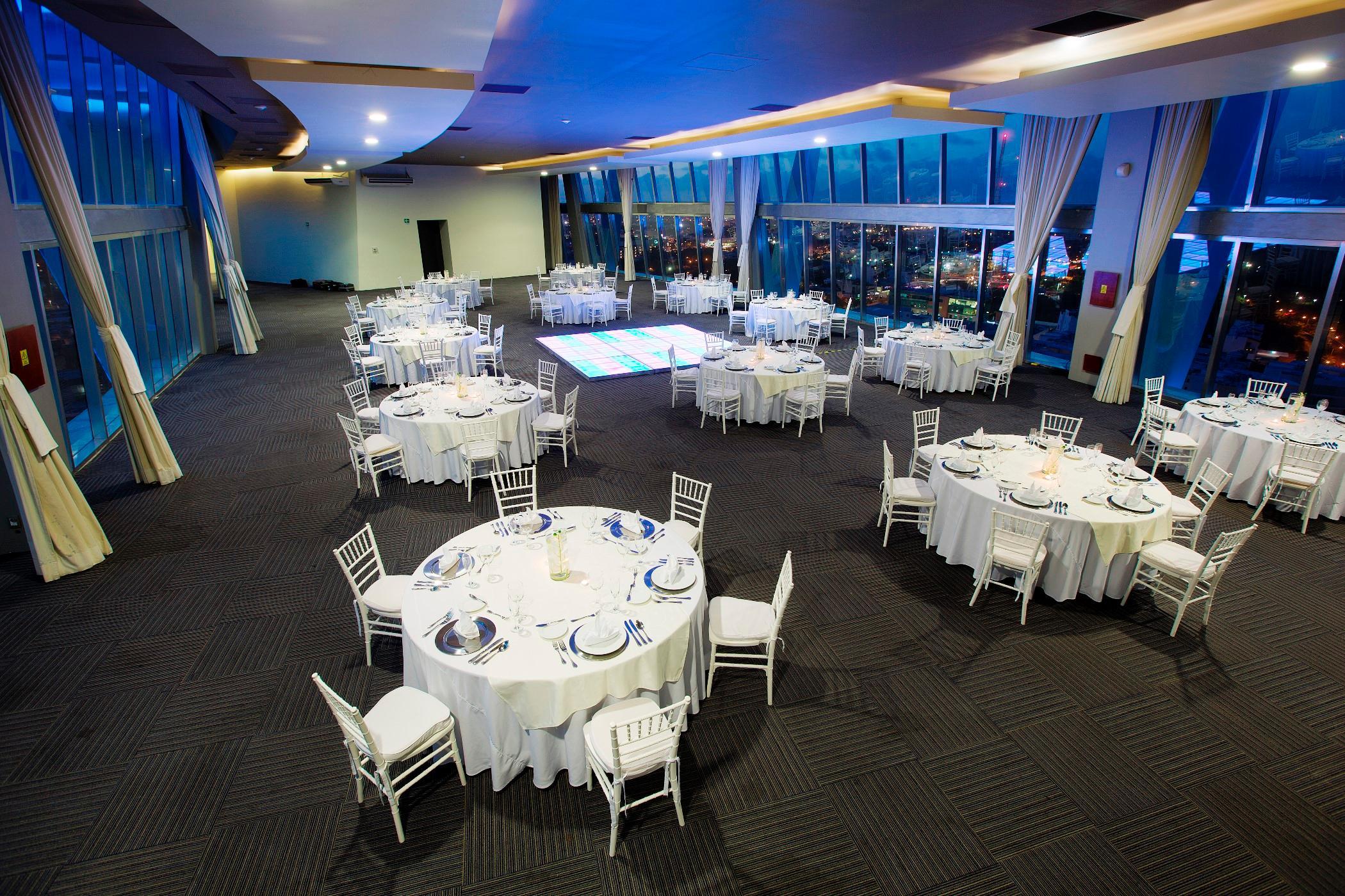 Krystal Urban Cancun & Beach Club Exterior photo