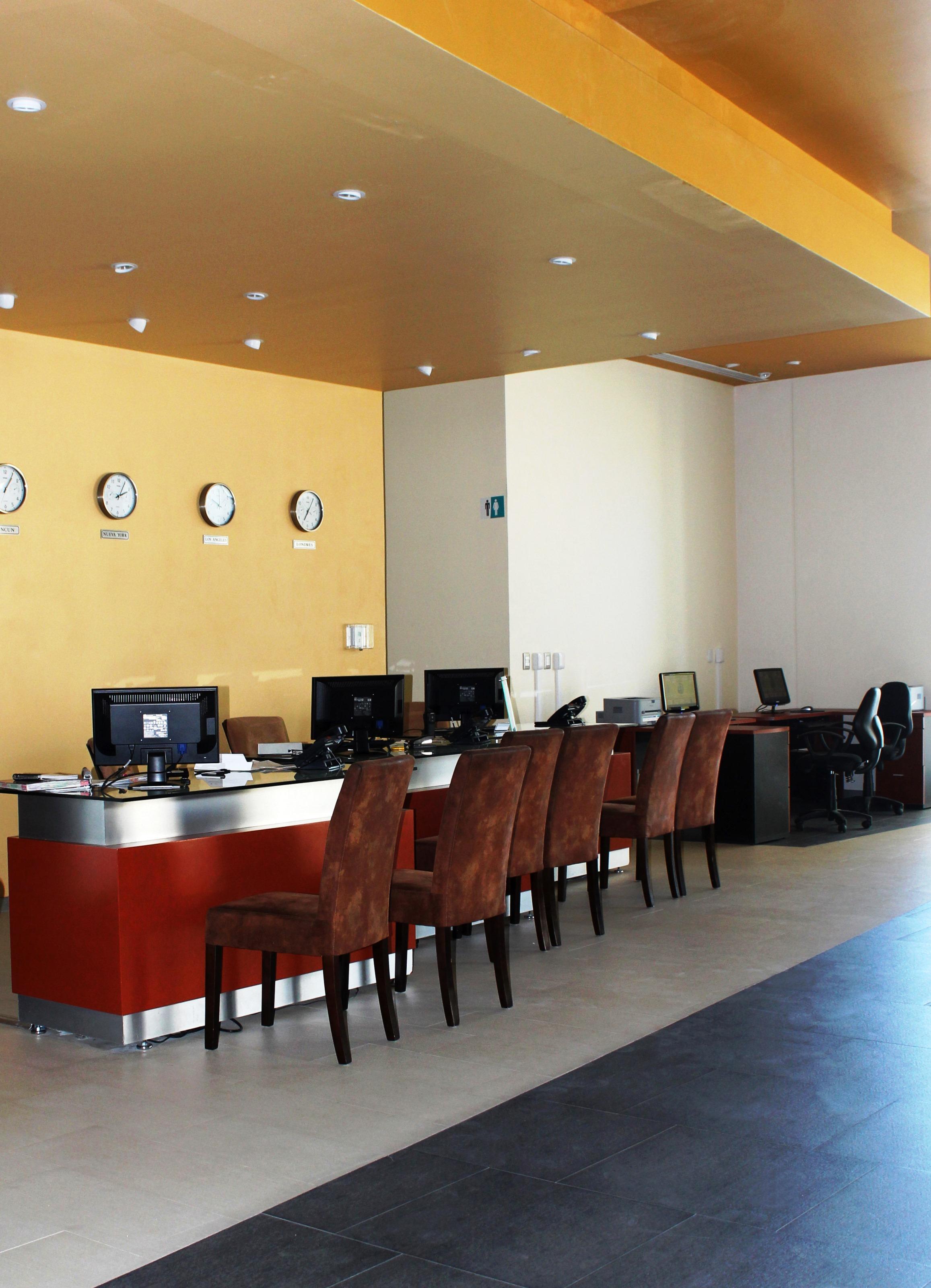 Krystal Urban Cancun & Beach Club Exterior photo